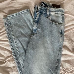 Hollister Mom Jeans
